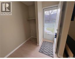 Dining room - 3936 Castle Road, Regina, SK S4S6A4 Photo 2