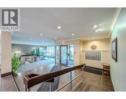 Living room - 300 Keats Way Unit 504, Waterloo, ON N2L6E6 Photo 3