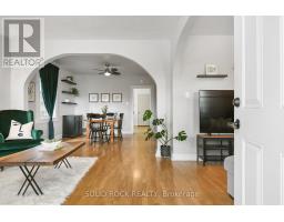 Kitchen - 190 Carswell Street, Renfrew, ON K7V2G4 Photo 5