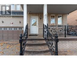 Dining room - 16 Sandway Drive, Brampton, ON L7A2T9 Photo 2