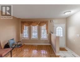 Family room - 16 Sandway Drive, Brampton, ON L7A2T9 Photo 4