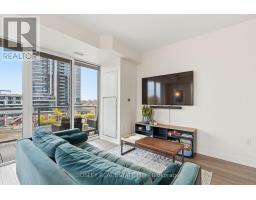 Living room - 501 8 Ann Street, Mississauga, ON L5G3E6 Photo 4