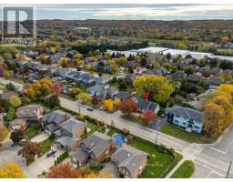 Kitchen - 24 Lake Street, Grimsby, ON L3M2G7 Photo 4