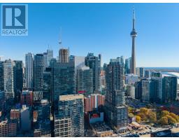 810 375 King Street W, Image 3