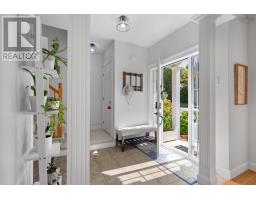 Dining nook - 38 Greenside Lane, Hammonds Plains, NS B4B2A1 Photo 4