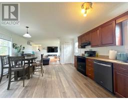 Living room - 126 St Catherines Road, Chepstow, PE C0A2B0 Photo 4