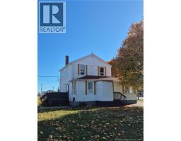 Dining room - 294 J D Gauthier Boulevard, Shippagan, NB E8S1R4 Photo 2