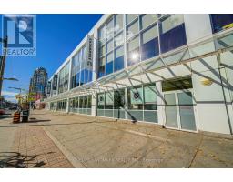 396 St Clair Avenue W, Toronto, ON M5P3N3 Photo 4