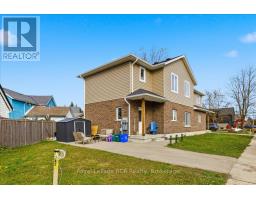 Dining room - 38 Cobourg Lane, Stratford, ON N5A1E7 Photo 3