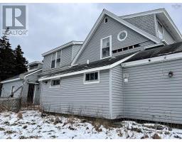 Bath (# pieces 1-6) - 647 East Green Harbour Road, East Green Harbour, NS B0T1L0 Photo 5