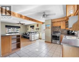 4pc Bathroom - 4095 Baseline, Windsor, ON N9A6J3 Photo 3