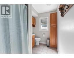 Laundry room - 4095 Baseline, Windsor, ON N9A6J3 Photo 2