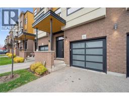 Primary Bedroom - 60 Arkell Road Unit 71, Guelph, ON N1L0N8 Photo 2