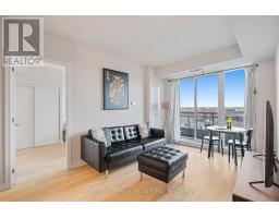 Kitchen - 1501 9201 Yonge Street, Richmond Hill, ON L4C6Z2 Photo 3