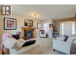 Family room - 184 Cimarron Park Circle, Okotoks, AB T1S2H5 Photo 4