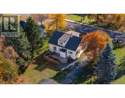 Living room - 31 Gower Street, Charlottetown, PE C1A5V3 Photo 3
