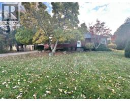 Bedroom - 19278 Hill Road, Ridgetown, ON N0P2C0 Photo 4