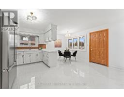 Living room - 505 Ortono Avenue, Oshawa, ON L1H3L7 Photo 4