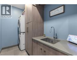 50 4000 Sunstone Way, Pemberton, BC V0N2L3 Photo 2