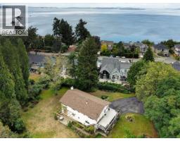 Family room - 1575 Mileva Lane, Saanich, BC V8N2V6 Photo 5