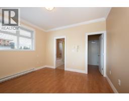 304 152 E 12 Th Street, North Vancouver, BC V7L2J4 Photo 2