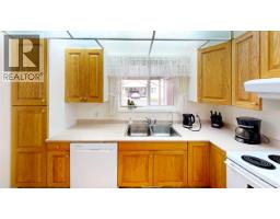 Bedroom - 2210 Columbia Avenue Unit 59, Castlegar, BC V1N2X1 Photo 2