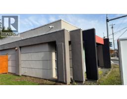 704 Fitzwilliam St, Nanaimo, BC V9R3B6 Photo 2