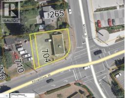 704 Fitzwilliam St, Nanaimo, BC V9R3B6 Photo 3