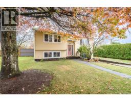 Bathroom - 1651 Ascot Ave, Comox, BC V9M1A8 Photo 2