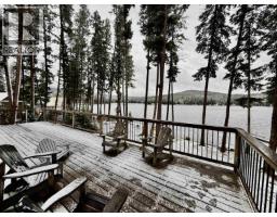 Kitchen - 5977 Dempsey Lake Road, Lac La Hache, BC V0K1T0 Photo 3