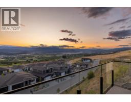 Family room - 2060 Kentucky Crescent, Kelowna, BC V4V1N9 Photo 5