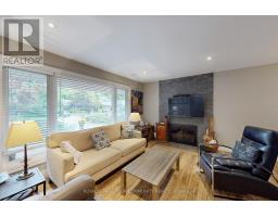 Primary Bedroom - 2169 Paisley Avenue, Burlington, ON L7R1W1 Photo 4