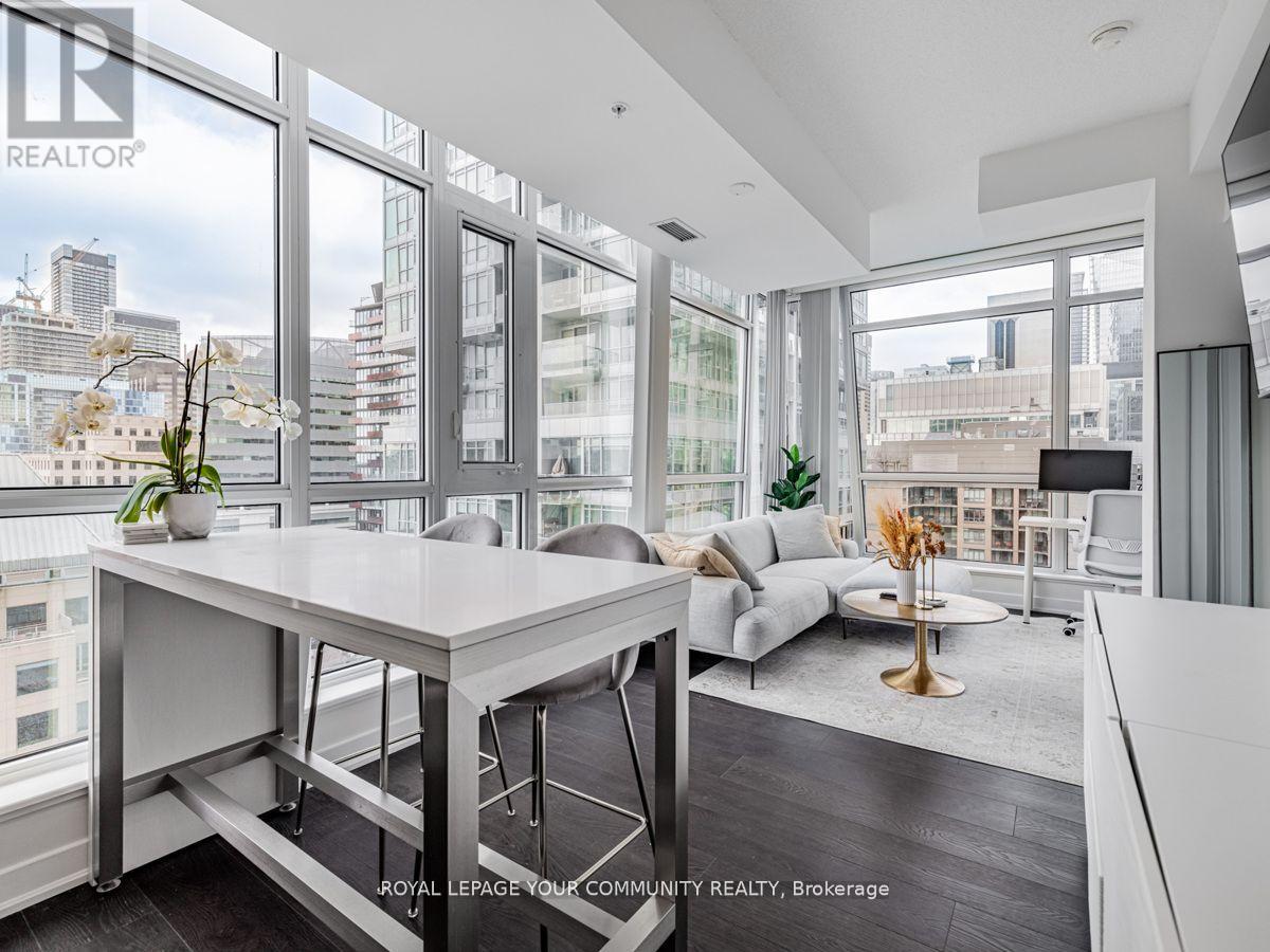 1602 30 Nelson Street