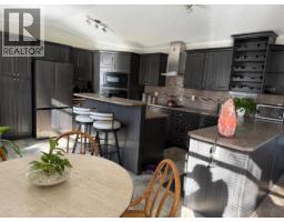 Primary Bedroom - 100 Aspen Drive Drive Unit 33, Sparwood, BC V0B2G1 Photo 5