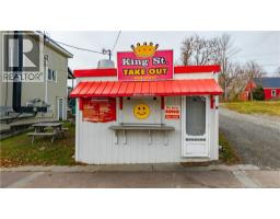30 King Street, St Stephen, NB E3L2C2 Photo 2
