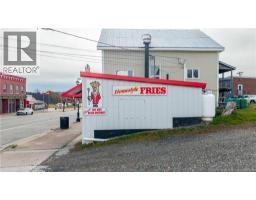 30 King Street, St Stephen, NB E3L2C2 Photo 4