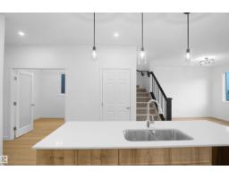 Kitchen - 7235 182 Av Nw, Edmonton, AB T5Z0L5 Photo 3