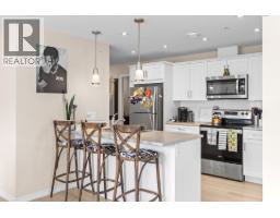 Bedroom - 3362 Skaha Lake Road Unit 307, Penticton, BC V2A6G4 Photo 5