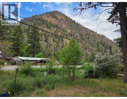 Laundry room - 1498 Main Street Unit 15, Olalla, BC V0X1N6 Photo 4