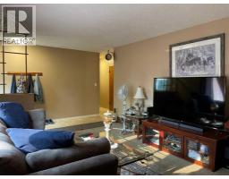 4pc Bathroom - 4910 53 Street, Grimshaw, AB T0H1W0 Photo 3