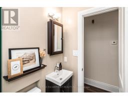 319 Hunter Street W, Hamilton, ON L8P1S5 Photo 3