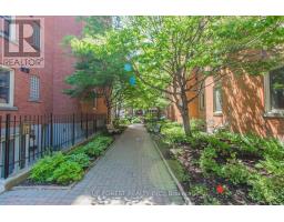 Primary Bedroom - 102 460 Wellington Street, London East, ON N6A3P8 Photo 3