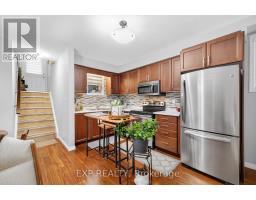 Living room - 6 A 230 Jessica Crescent, Kitchener, ON N2R0C5 Photo 5