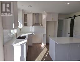 Living room - 86 88 Brooklyn Avenue, Charlottetown, PE C1E3S2 Photo 2