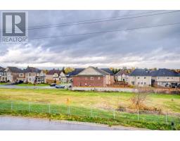 Primary Bedroom - 99 Bethpage Crescent, Newmarket, ON L3X1B8 Photo 5