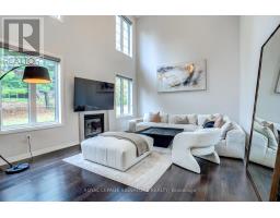 Dining room - 99 Bethpage Crescent, Newmarket, ON L3X1B8 Photo 3