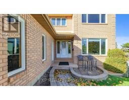 Bathroom - 4 Trillium Crescent, Barrie, ON L4N5P5 Photo 4