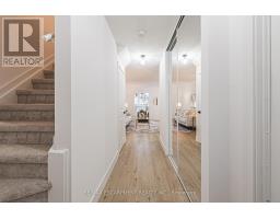 Primary Bedroom - 15 660 Oxford Road, Burlington, ON L7N3M1 Photo 4