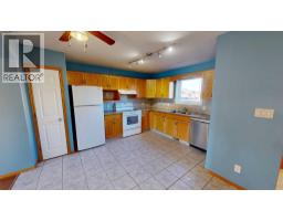 2pc Bathroom - 131 Lynx Cove N, Lethbridge, AB T1H6V5 Photo 3