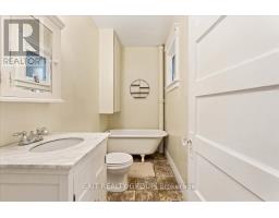 Living room - 18178 Telephone Road, Quinte West, ON K8V5P4 Photo 2